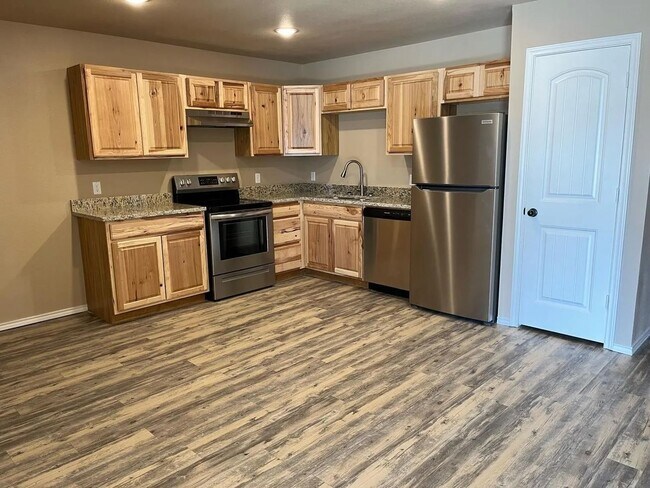 Foto del edificio - Single Family Home in Cypress Grove