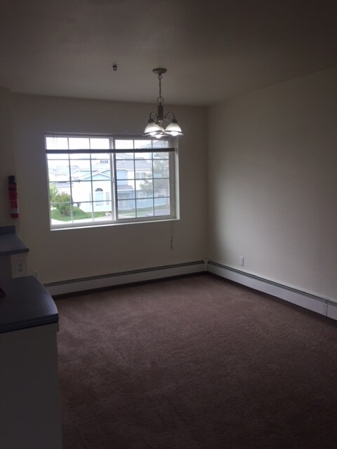 Building Photo - 10659 Spruce View Loop