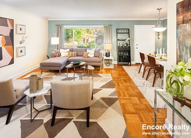 Foto del edificio - 107 Sherman Rd