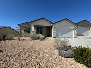Building Photo - 1496 W 460 N
