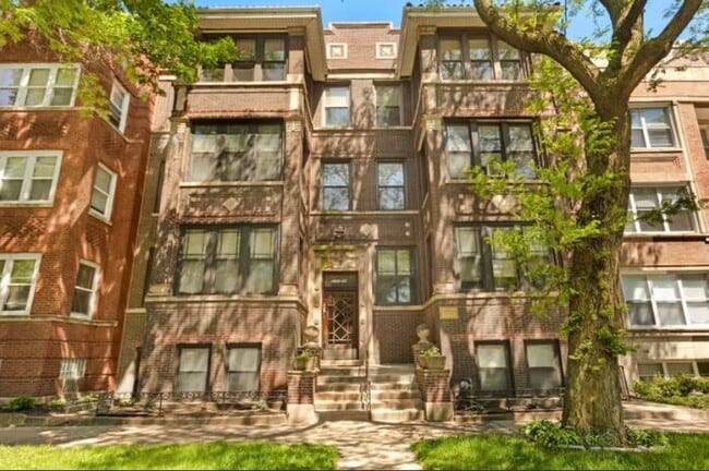 Building Photo - 4137 S Michigan Ave