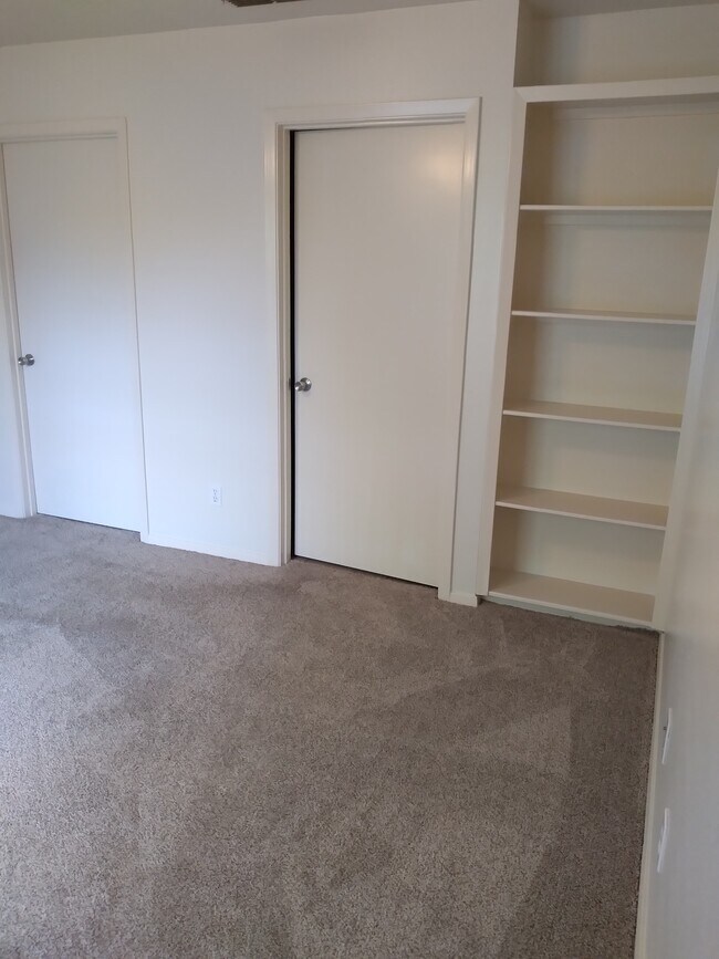 Foto del edificio - 1141 Woodlands Park Dr