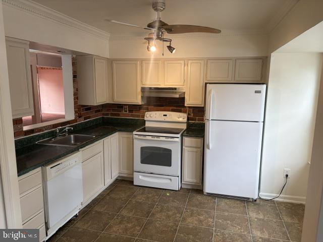 Building Photo - 1631 Willowwood Ct