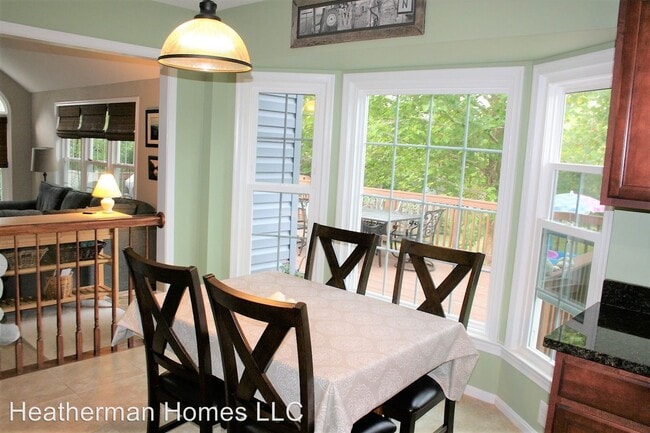 Building Photo - 5 br, 3.5 bath House - 13902 Andorra Drive