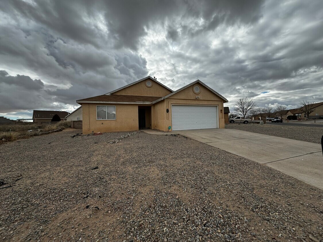 02 AVENIDA COLIMA, Los Lunas, NM 87031 House Rental in Los Lunas, NM