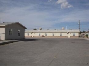 Foto del edificio - 7849 West Dr