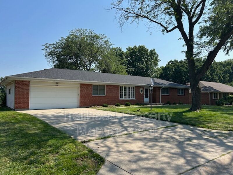 Primary Photo - 1706 NE 77th St