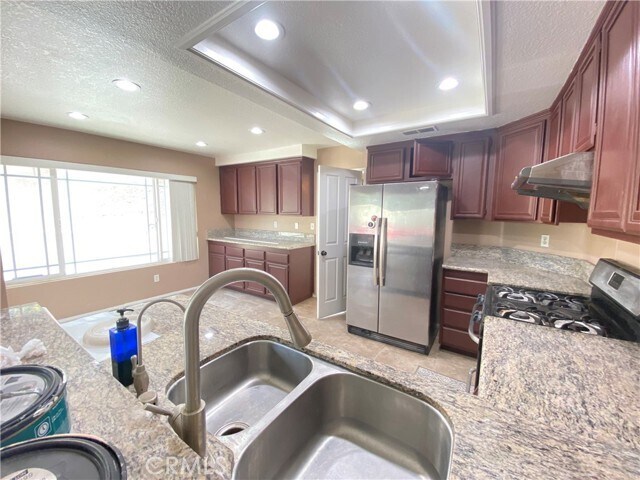 Building Photo - 6 Rancho Vista Pl