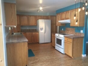 Building Photo - 617 W 36th St