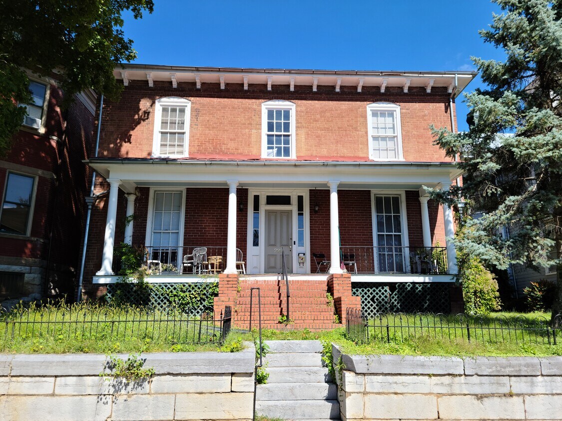 229 Kalorama St, Staunton, VA 24401 House Rental in Staunton, VA