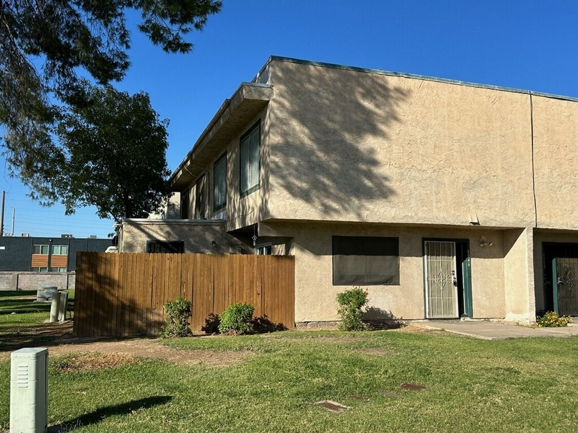 Photo - 6046 W Townley Ave