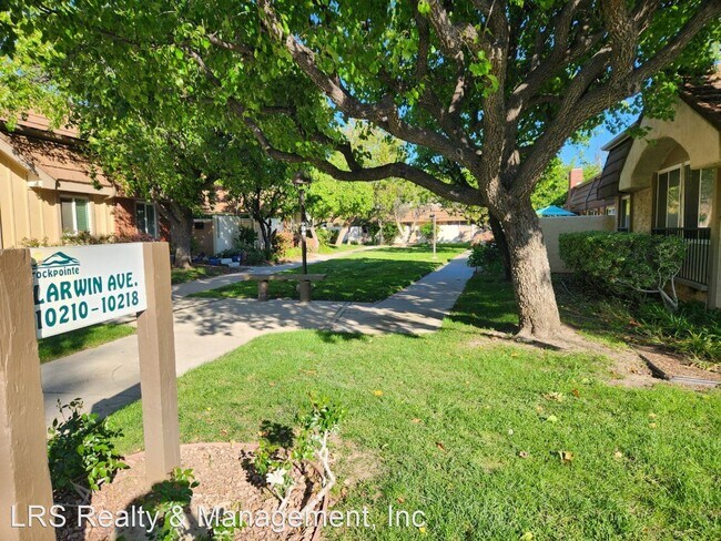 Foto del edificio - 3 br, 2 bath House - 10210 Larwin Ave. #1