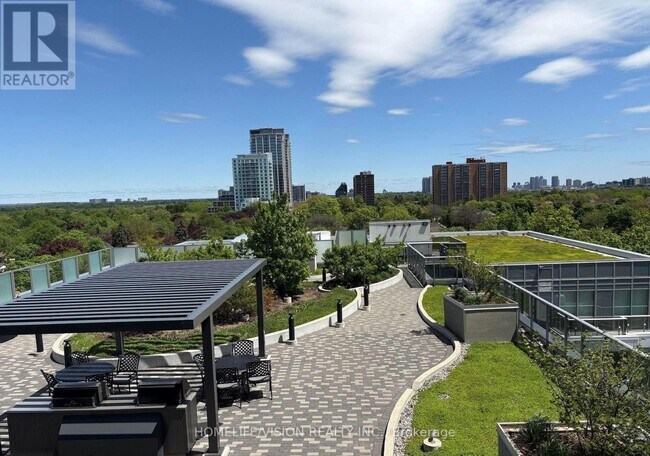 Building Photo - 3121 Sheppard Ave E