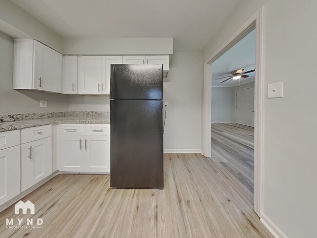 Building Photo - 3400 Pine Meadow Dr