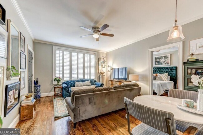 Foto del edificio - 28 Collier Rd NW