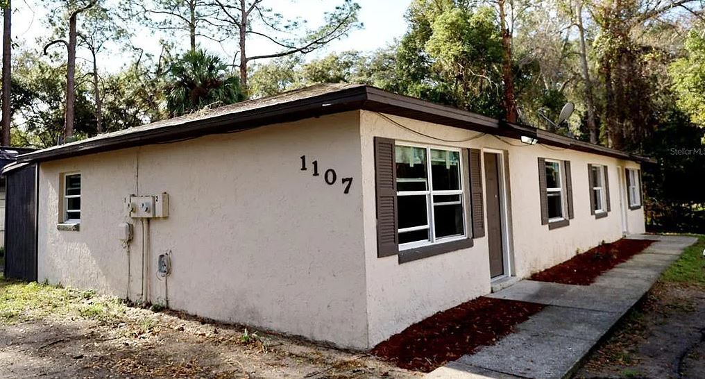 1107 Birchwood Ct Unit 1, Leesburg, FL 34748 Apartments in Leesburg