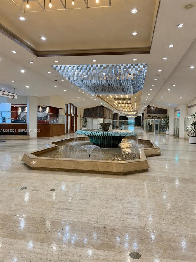 Foto del edificio - 801 Brickell Bay Dr