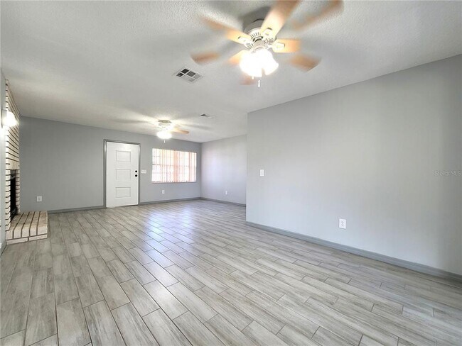 Building Photo - 775 Gordon Ct