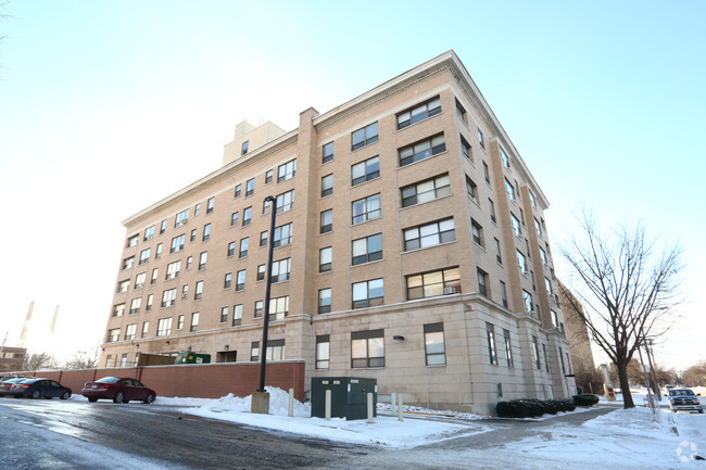 Foto del edificio - The Porter Senior Apartments