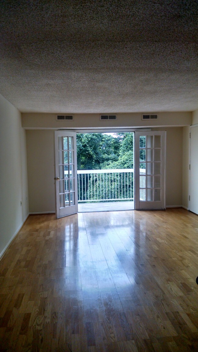 Foto del edificio - 3811 Swann Rd