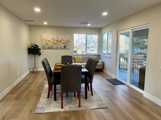 Dining Room - 2455 E Woodchuck Way