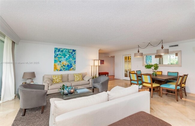 Building Photo - 199 Ocean Ln Dr