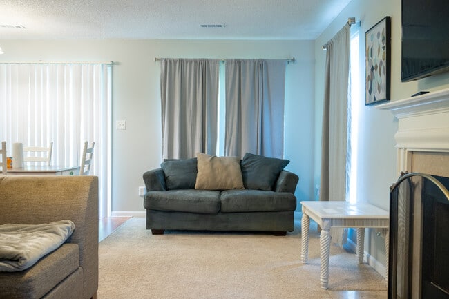 Building Photo - 5320 Starflower Dr