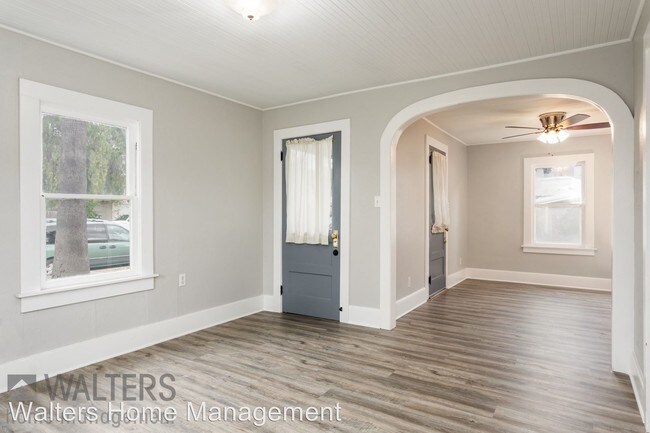 Foto del edificio - 2 br, 1 bath House - 404 West 4th Avenue
