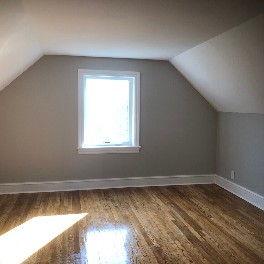 Building Photo - 1730 Bower Hill Rd