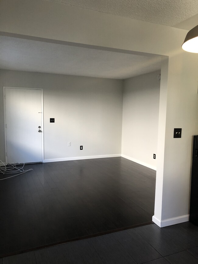 Foto del edificio - 2214 Griffin Avenue