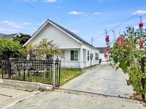 Building Photo - 3046 Guirado St