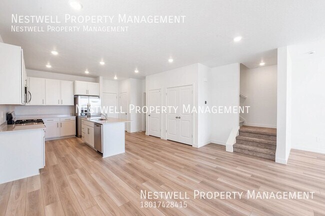 Building Photo - $500 Off 1st Month´s Rent Brand New Build ...
