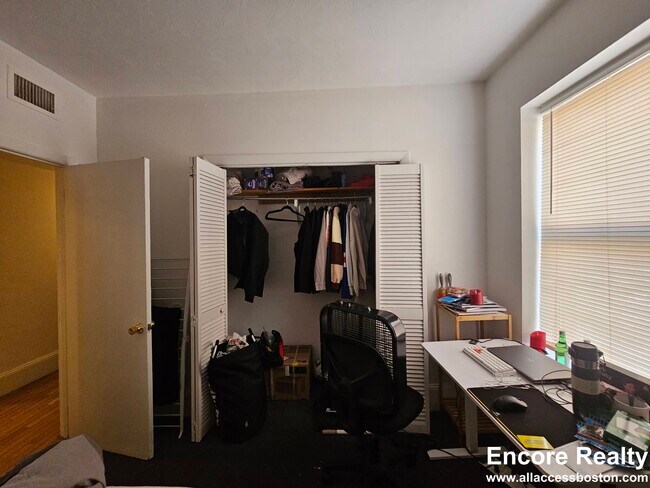 Foto del edificio - 880 Huntington Ave