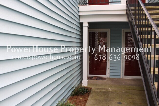 Building Photo - Spacious Garden Condo with upgrades