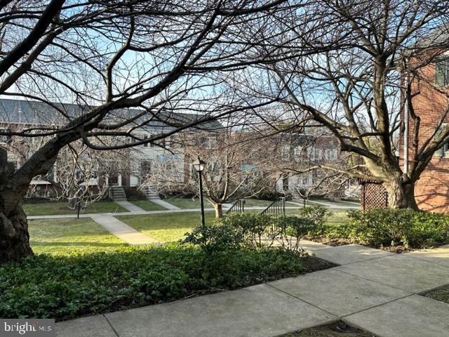 Foto del edificio - 4920 Bradley Blvd