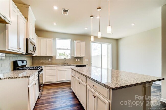 Building Photo - 1016 Glen Marley Dr