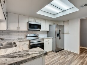Building Photo - 5005 Georgi Ln