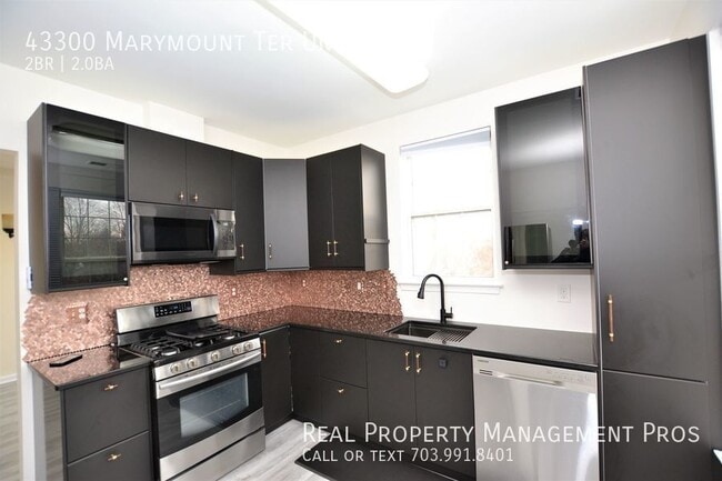 Building Photo - 43300 Marymount Terrace