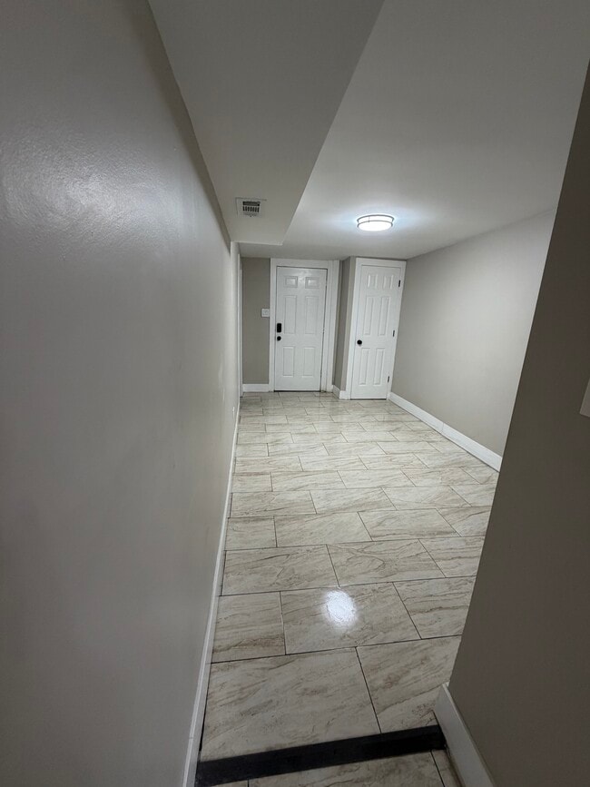 Foto del edificio - 7503 W 64th St