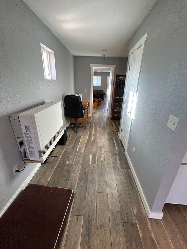 Building Photo - New 1 bed/1bath in country setting