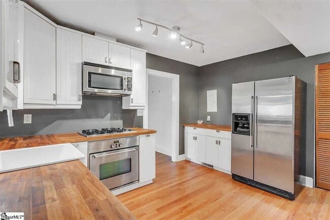 Foto del edificio - 2 Bedroom Home in North Main Area
