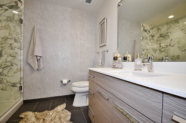 Foto del edificio - 732 W Madison St