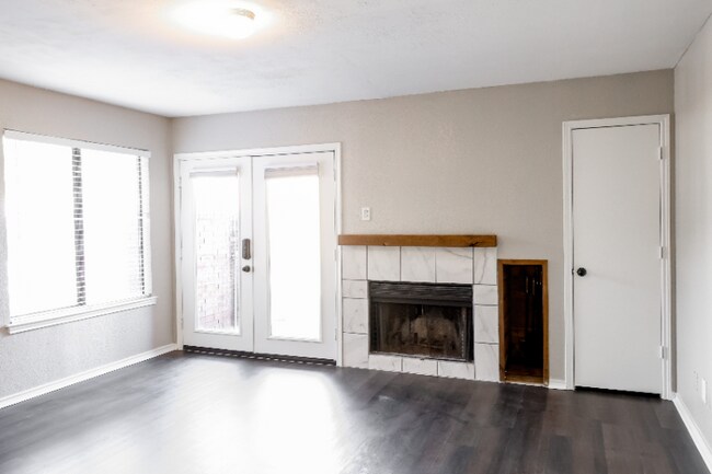 Building Photo - 1704 Baird Farm Cir