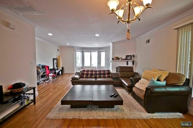 Building Photo - 406B Highland Ave