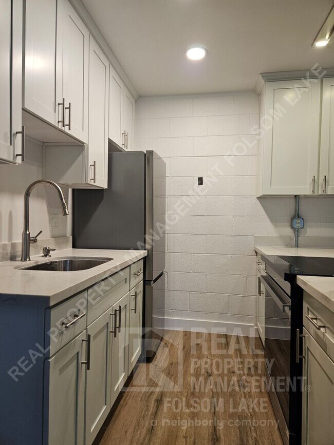 Building Photo - Newly upgraded 1Bd 1Ba unit in Placerville