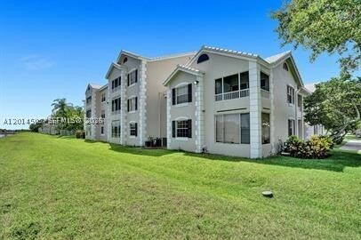 Foto del edificio - 2871 N Oakland Forest Dr