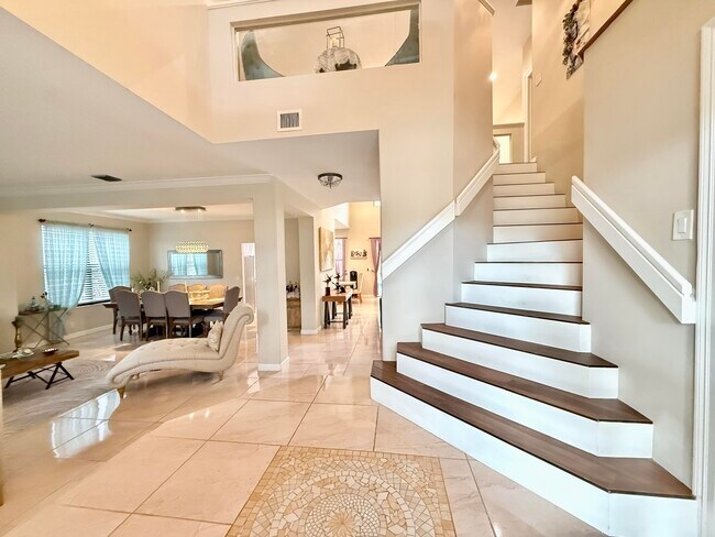 Foto del edificio - 212 Lone Pine Dr
