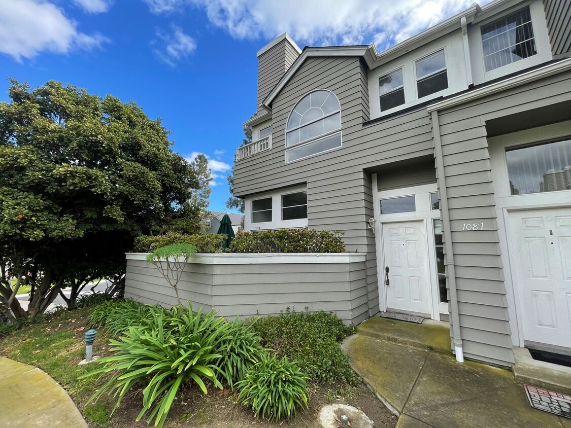 Primary Photo - Cape Weston Condo with Great Layout!