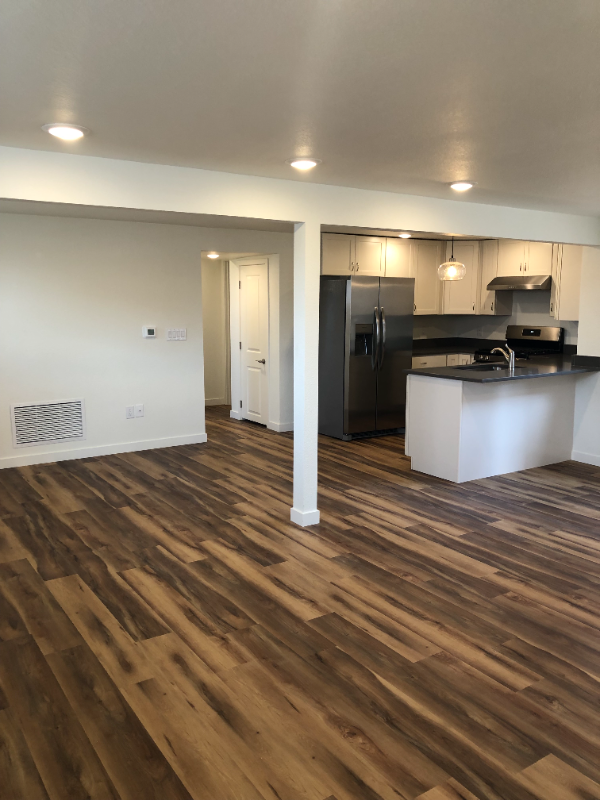 Foto principal - 5525-5535 E Yale Ave