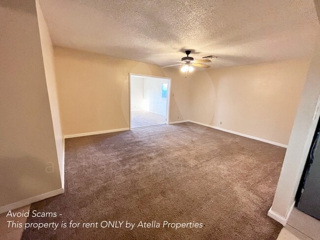 Foto del edificio - 248 E D St